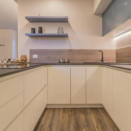 Casa Lenora Apartment