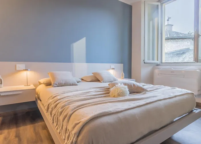 Casa Lenora * בלאנו